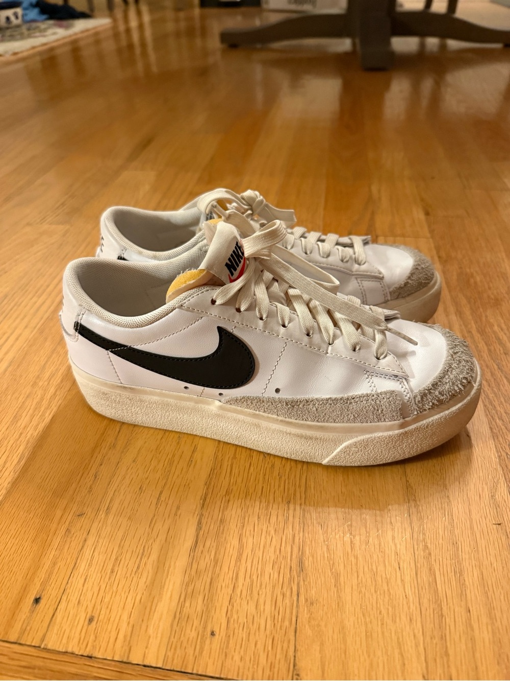 Nike White Black Low-Top Sneakers with Gray Suede Toe